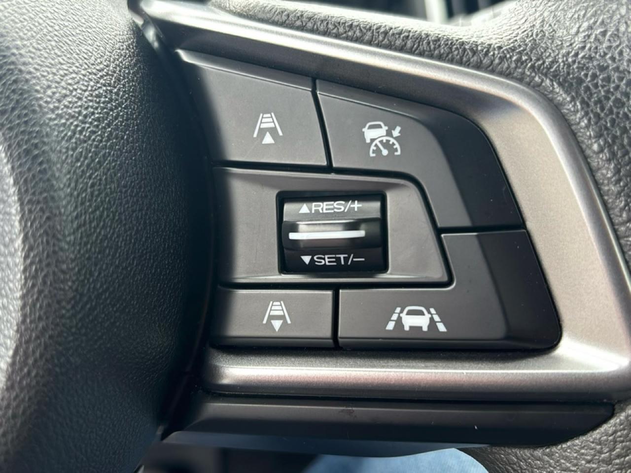 Subaru Impreza photo 24