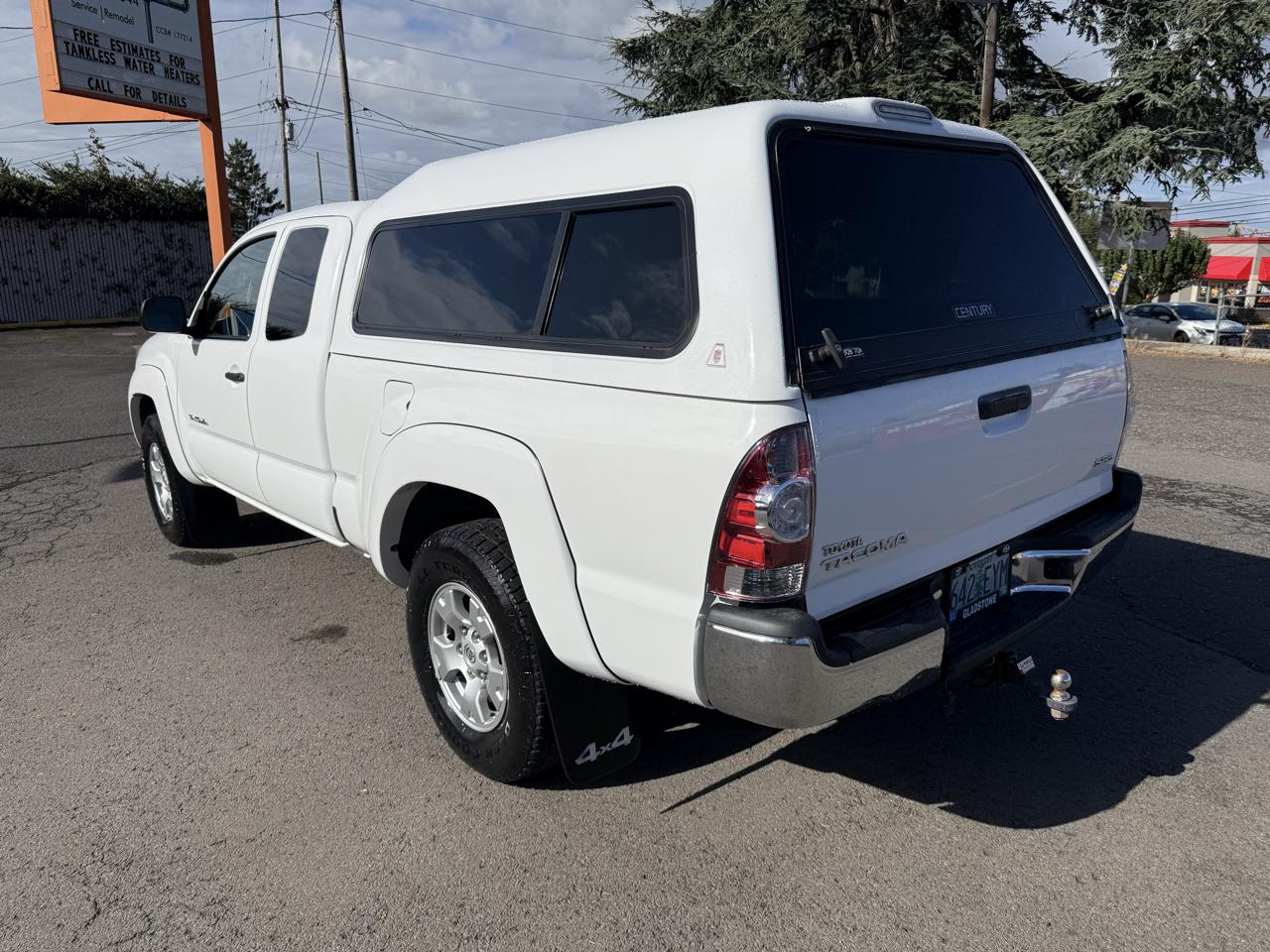 Toyota Tacoma photo 5
