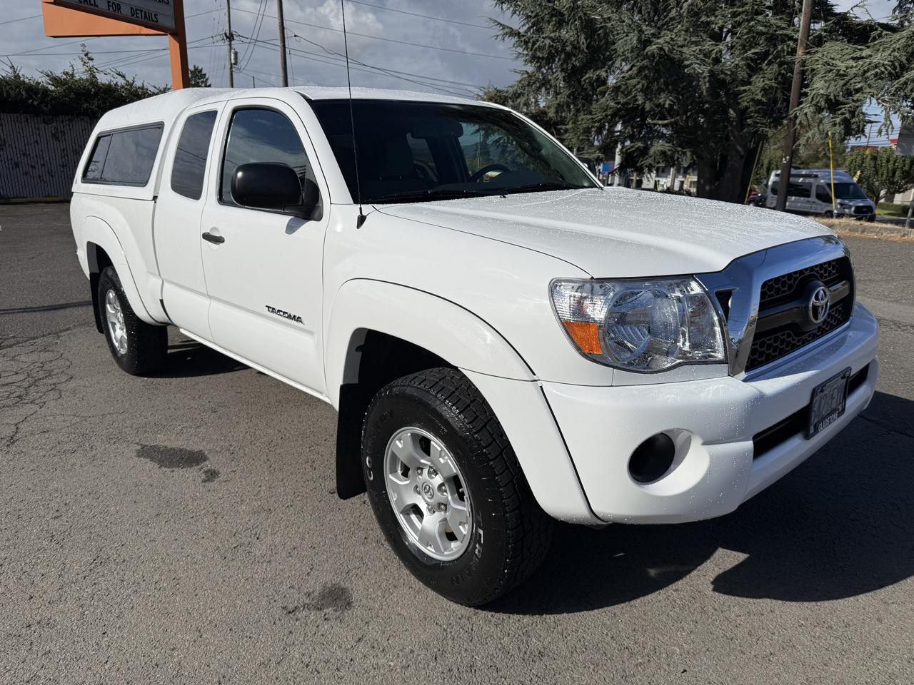 Toyota Tacoma photo 10
