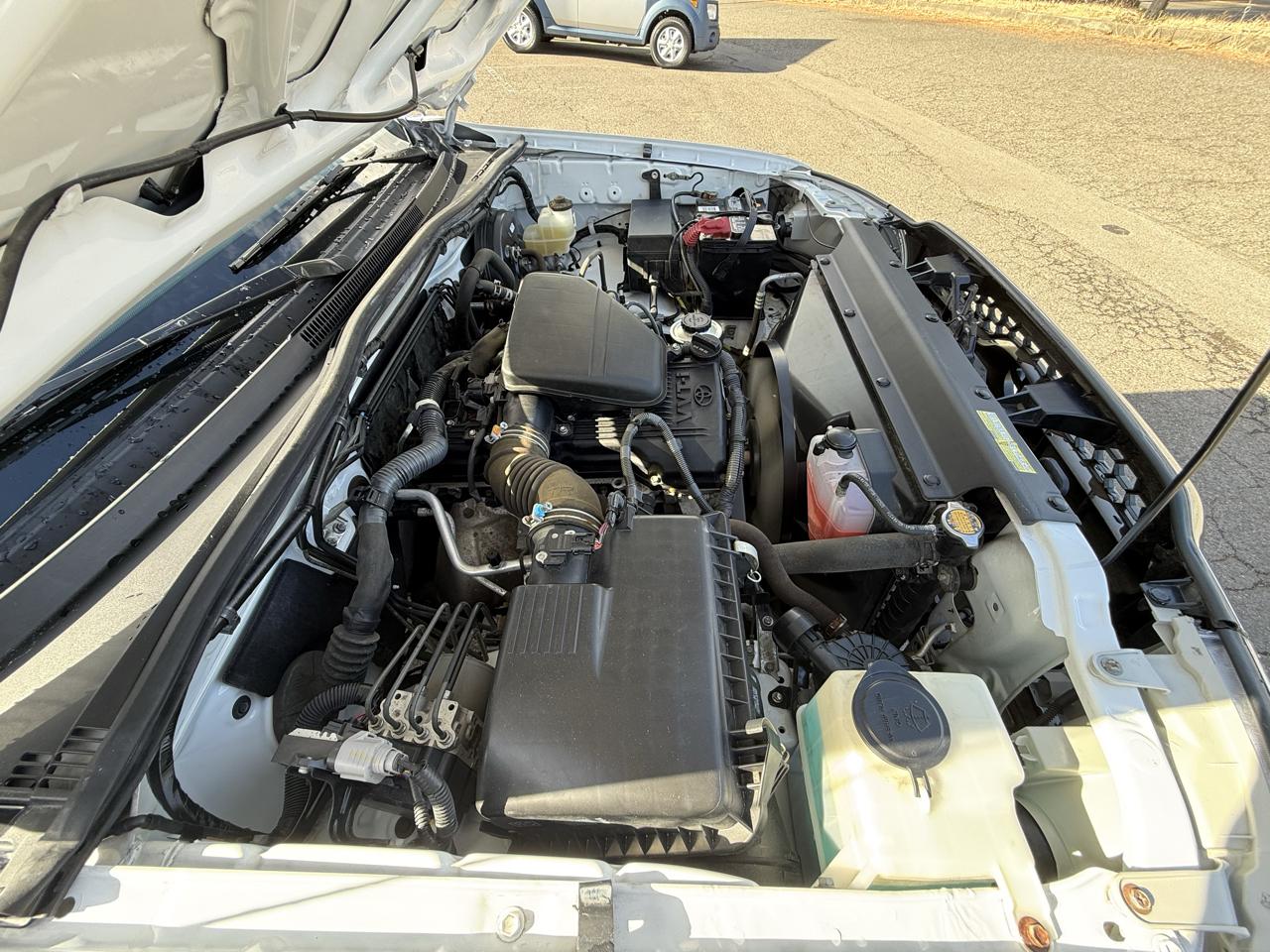 Toyota Tacoma photo 33