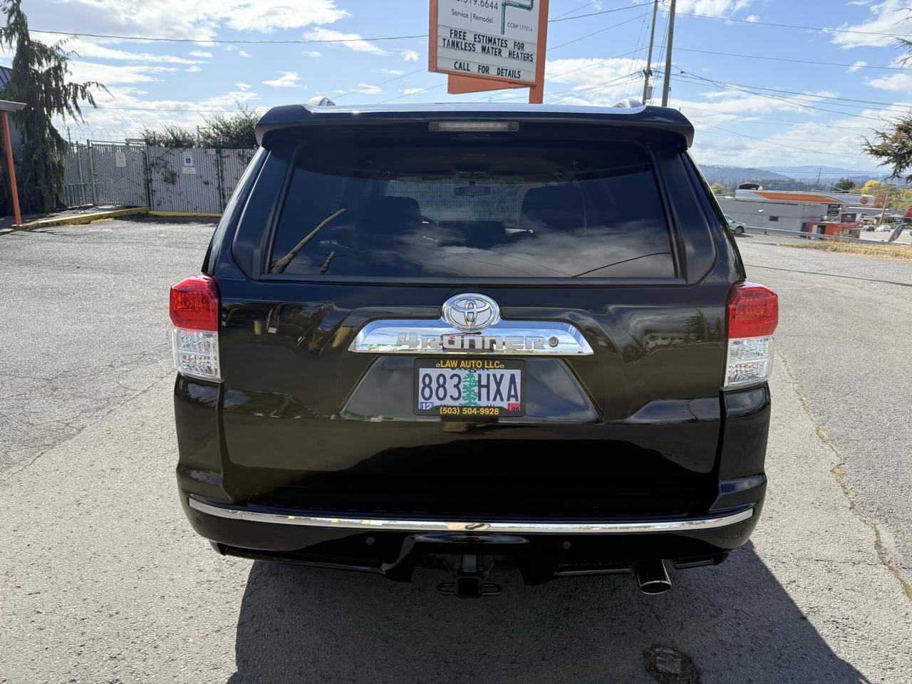 Toyota 4Runner SR5 2WD 2011