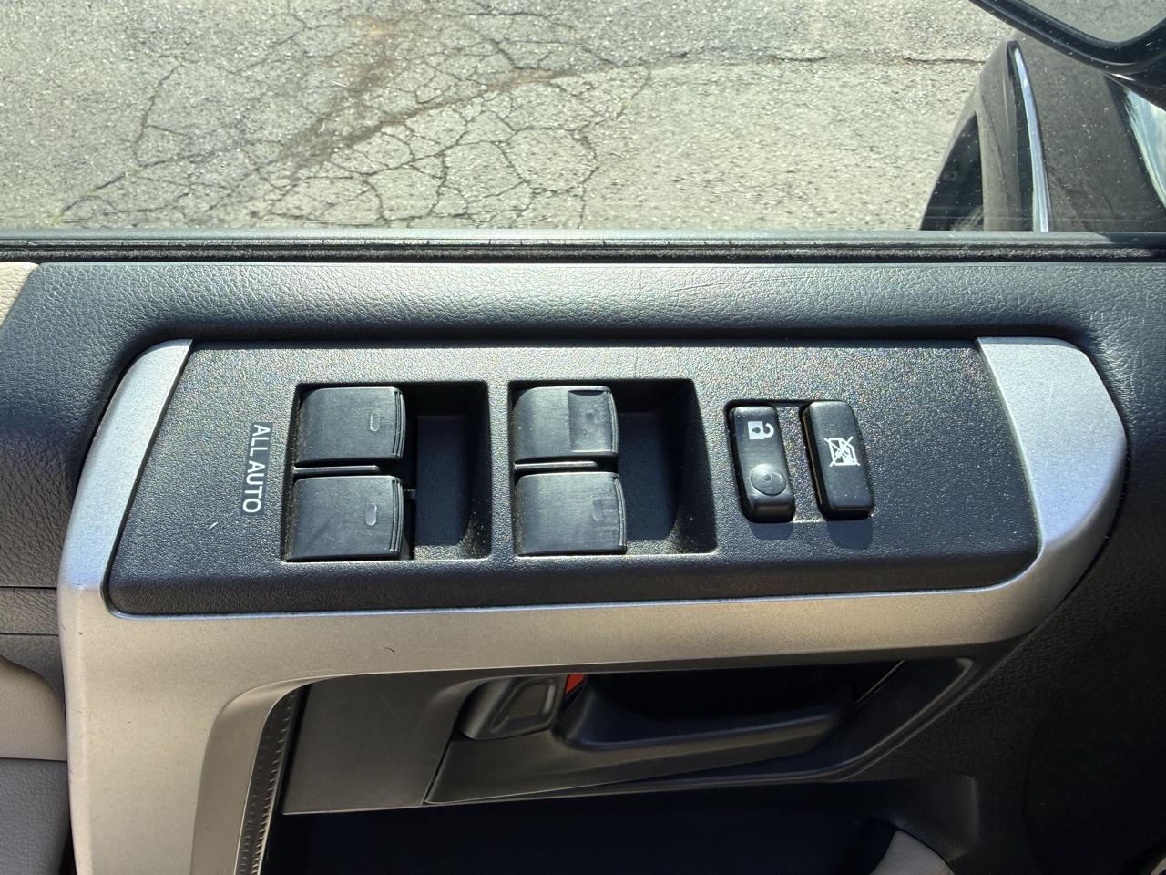 Toyota 4Runner SR5 2WD 2011