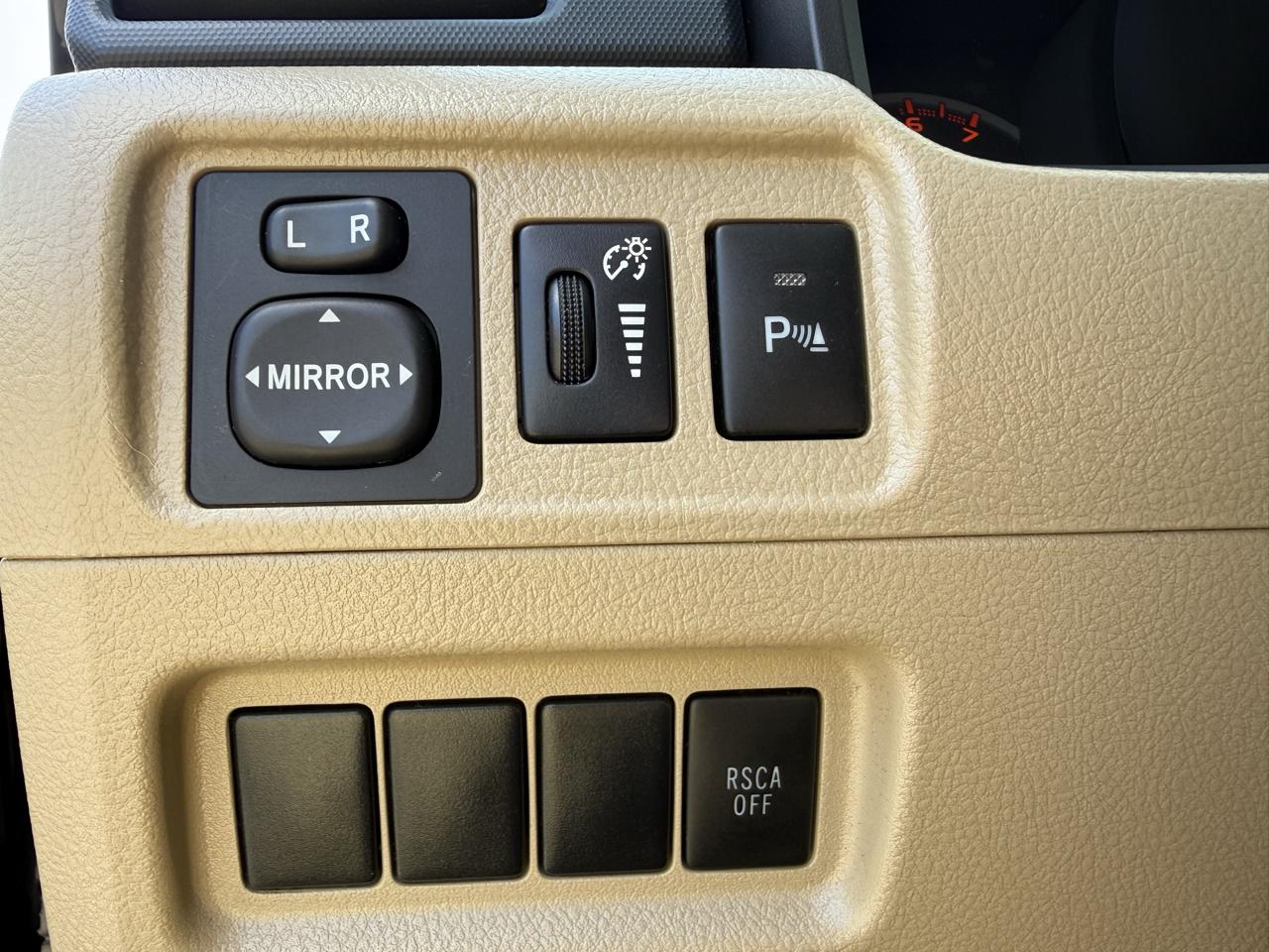 Toyota 4Runner SR5 2WD 2011
