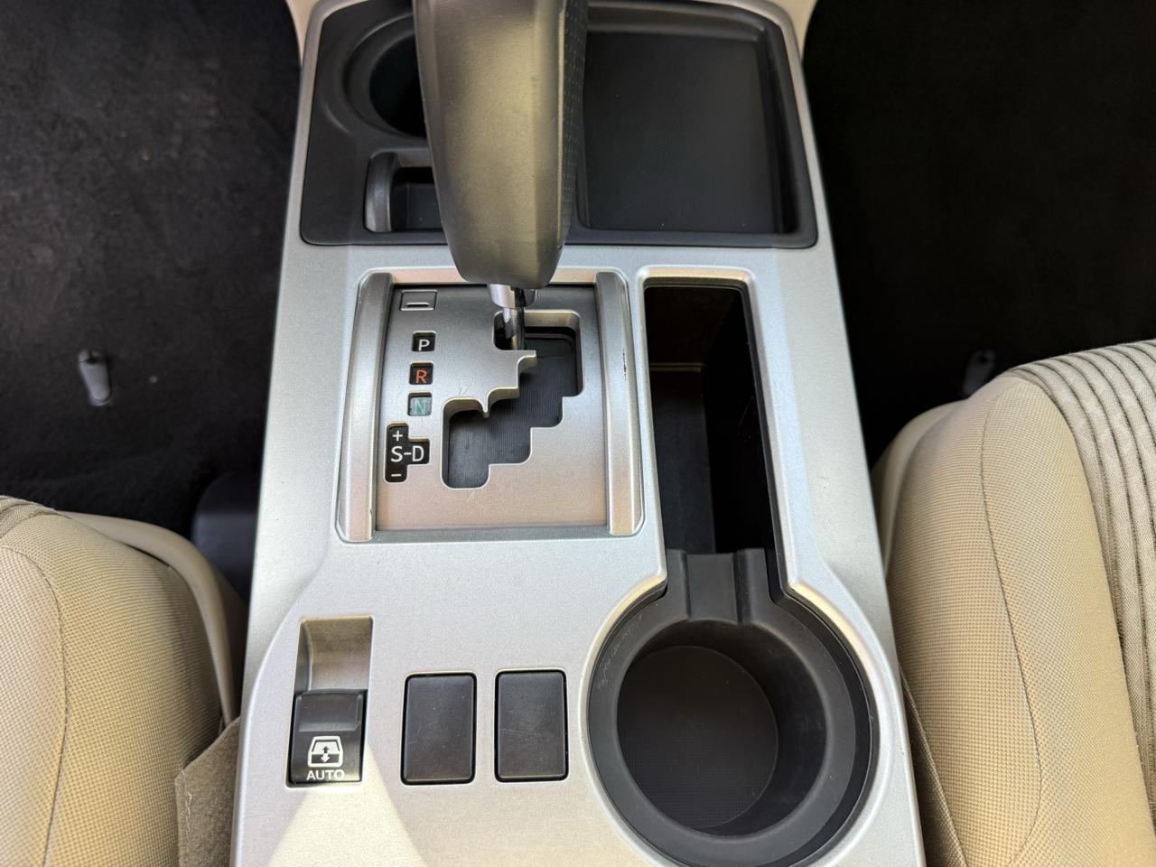 Toyota 4Runner SR5 2WD 2011