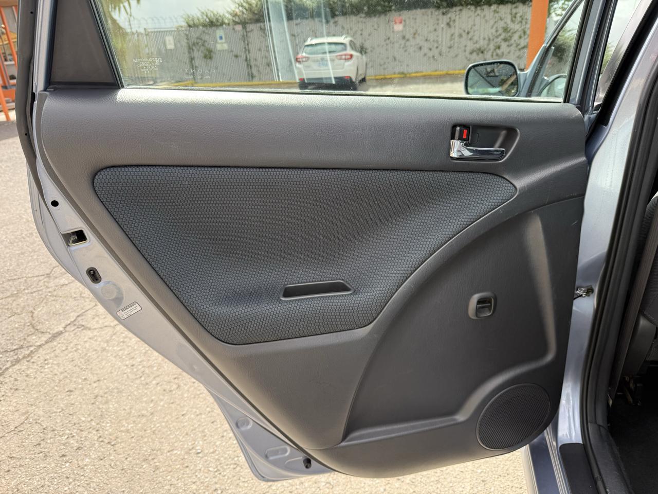 Toyota Matrix 4WD 2005