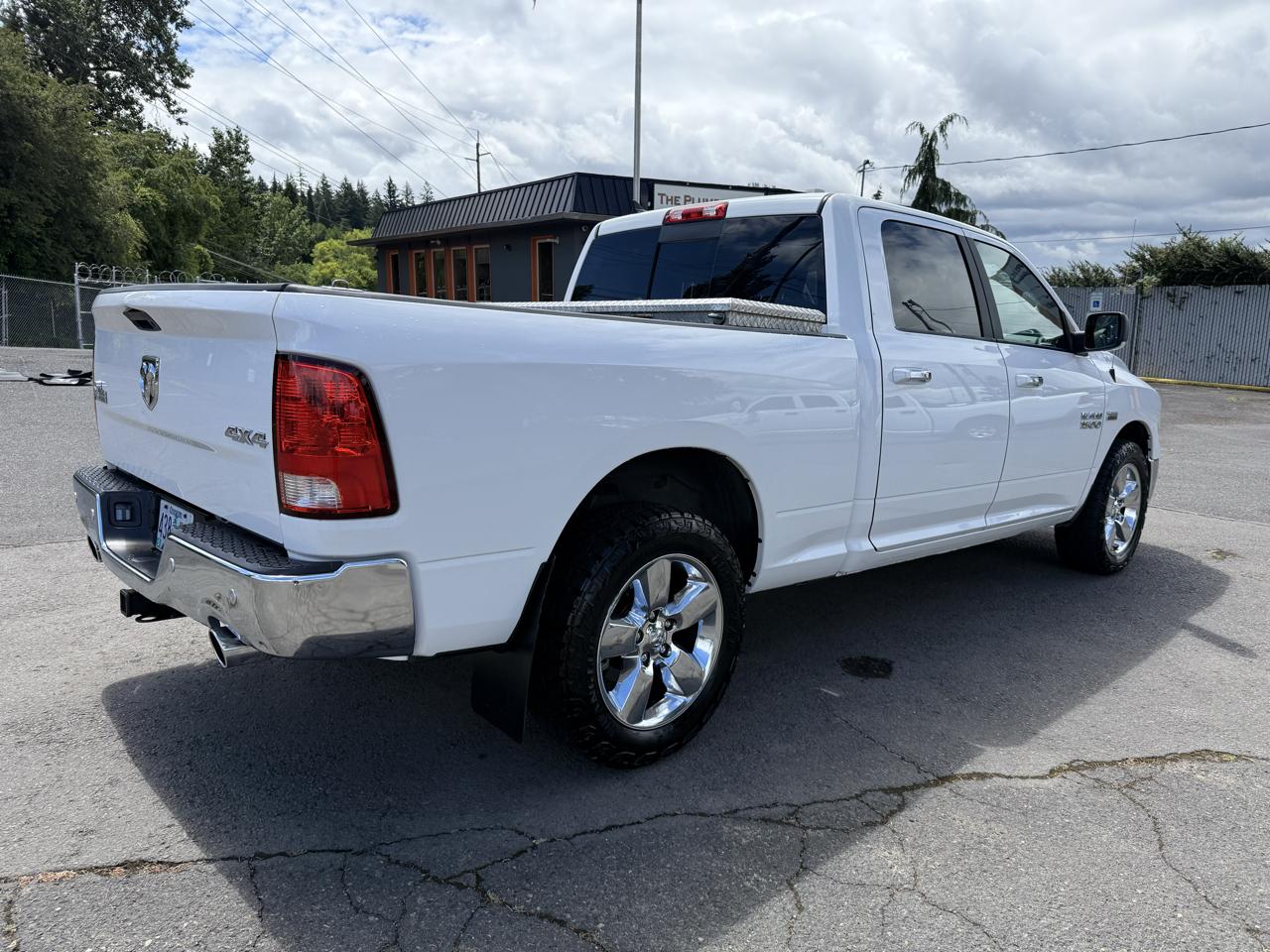 RAM 1500 Big Horn Crew Cab 4WD 2017