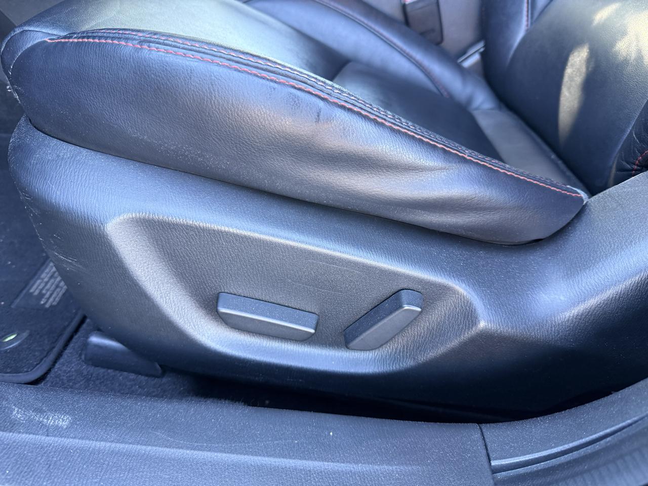 Mazda MAZDA3 s Touring 5-Door 2014