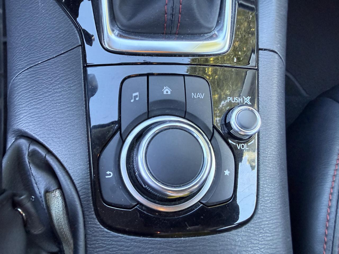 Mazda MAZDA3 s Touring 5-Door 2014