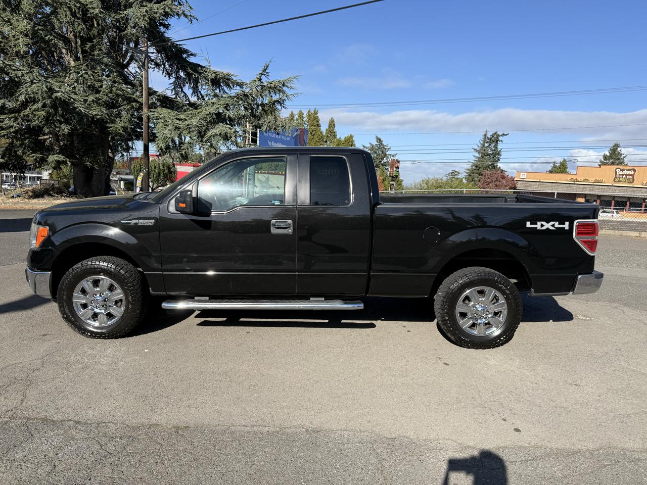 Ford F-150 4WD SuperCab 133" XLT 2012