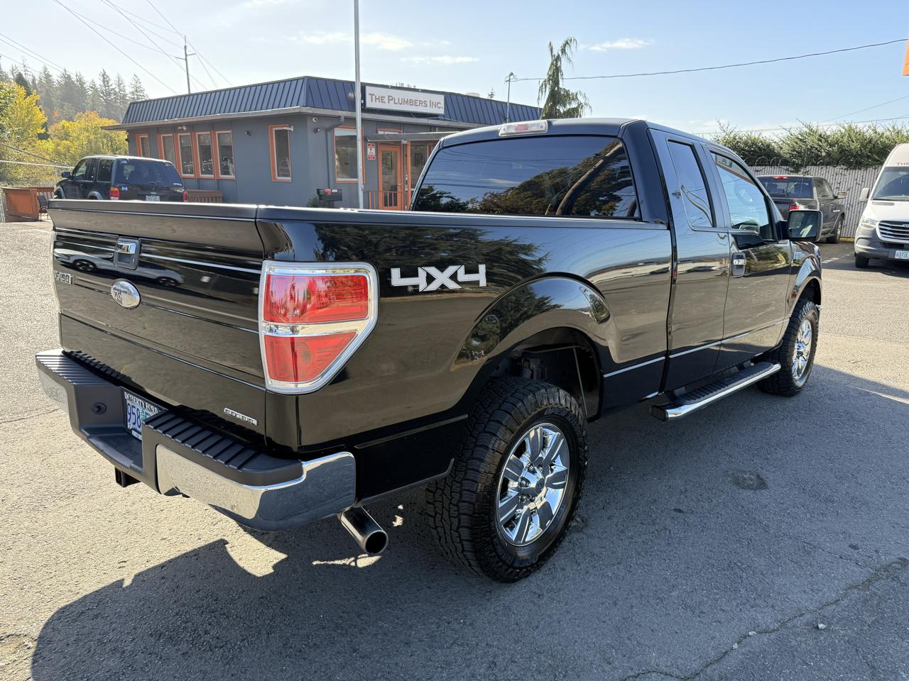 Ford F-150 4WD SuperCab 133" XLT 2012