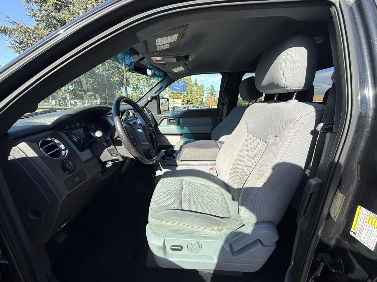 Ford F-150 4WD SuperCab 133" XLT 2012