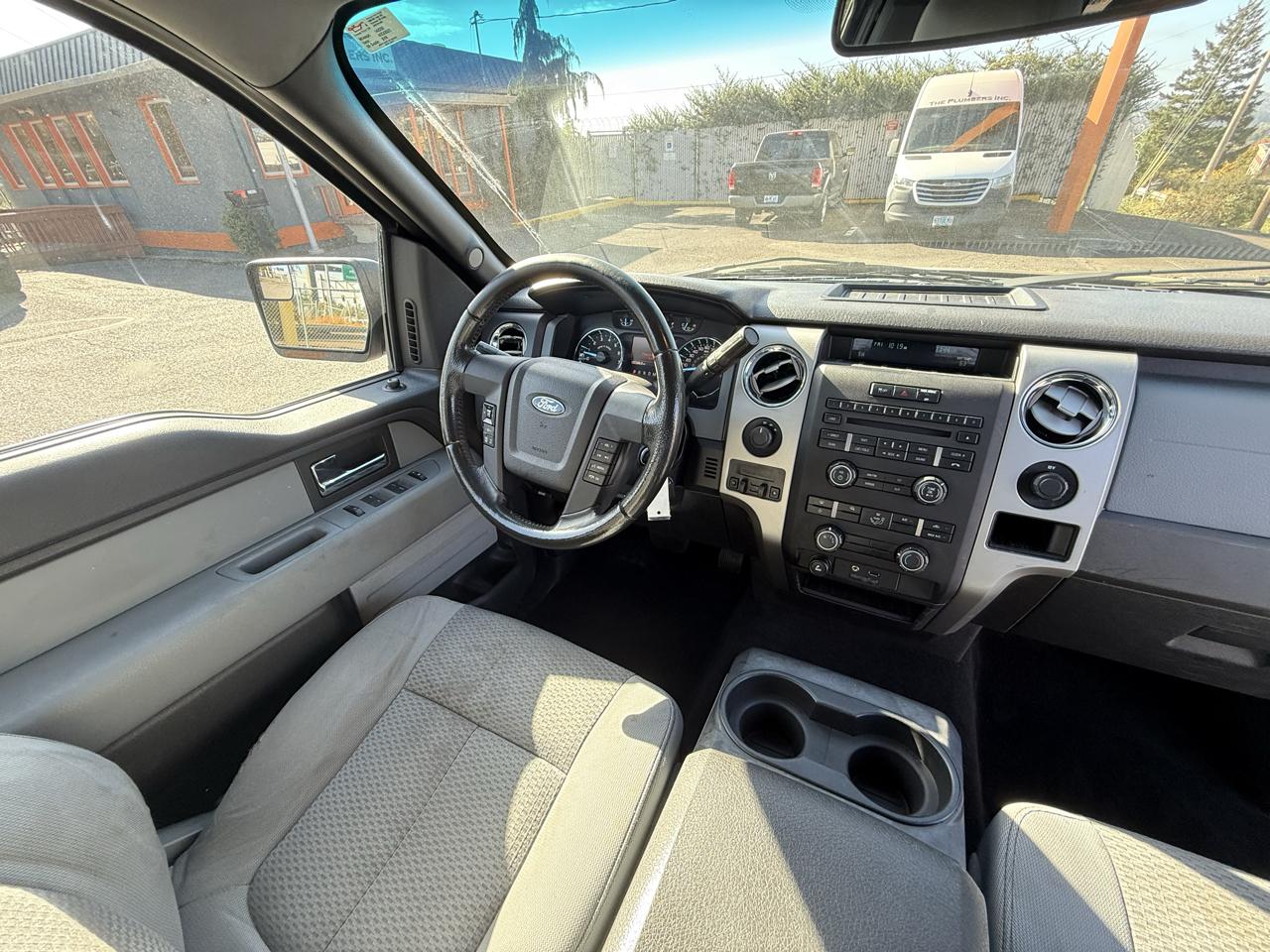 Ford F-150 4WD SuperCab 133" XLT 2012