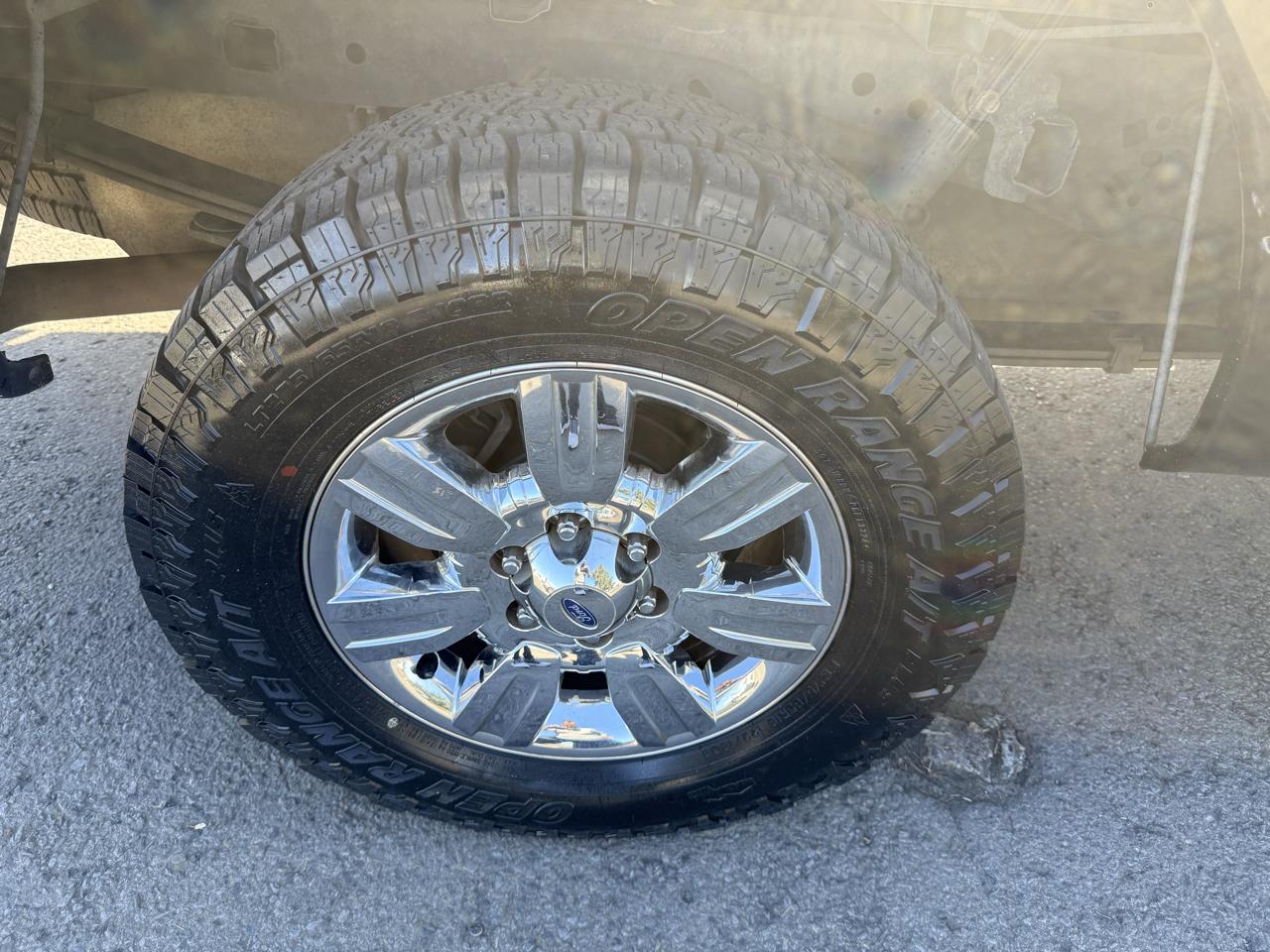 Ford F-150 4WD SuperCab 133" XLT 2012