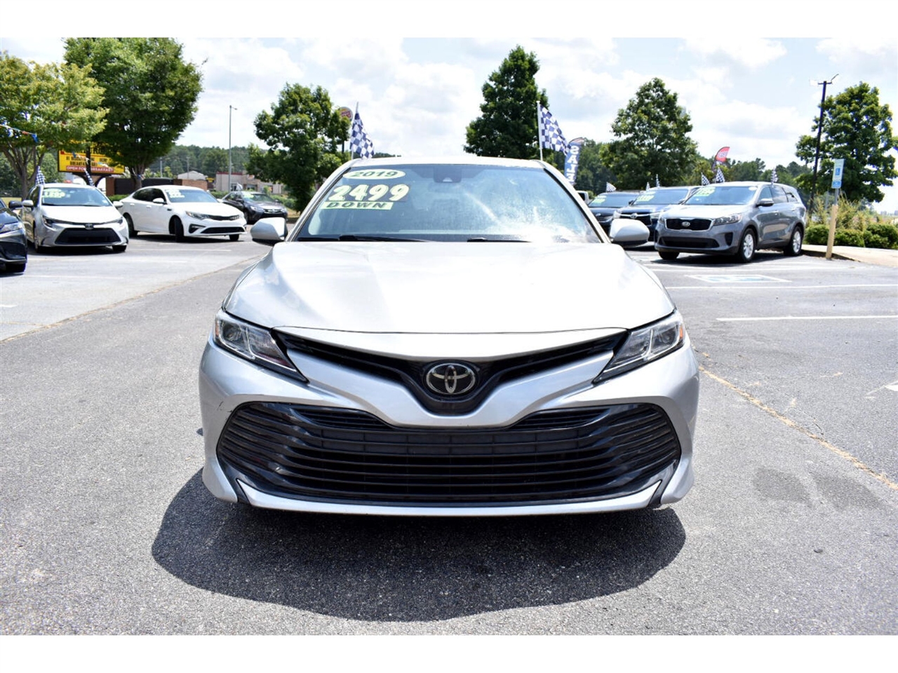 Toyota Camry XLE Auto (Natl) 2019