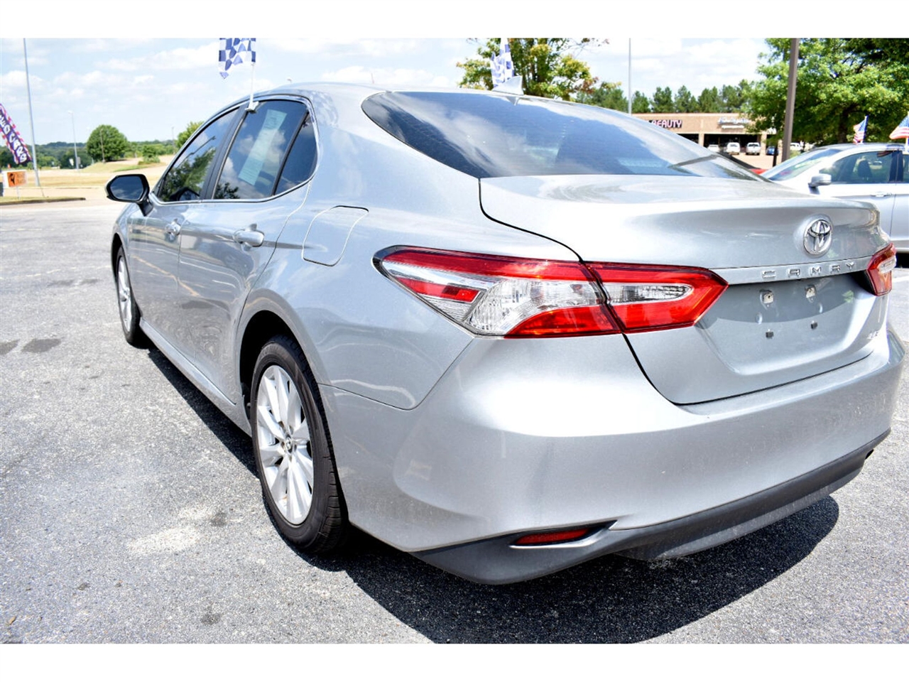 Toyota Camry XLE Auto (Natl) 2019
