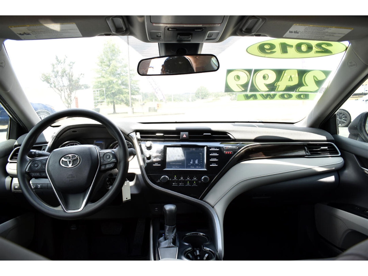 Toyota Camry XLE Auto (Natl) 2019