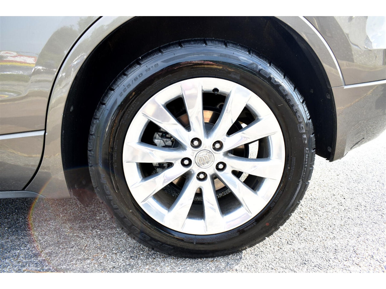 Buick Envision FWD 4dr Essence 2018