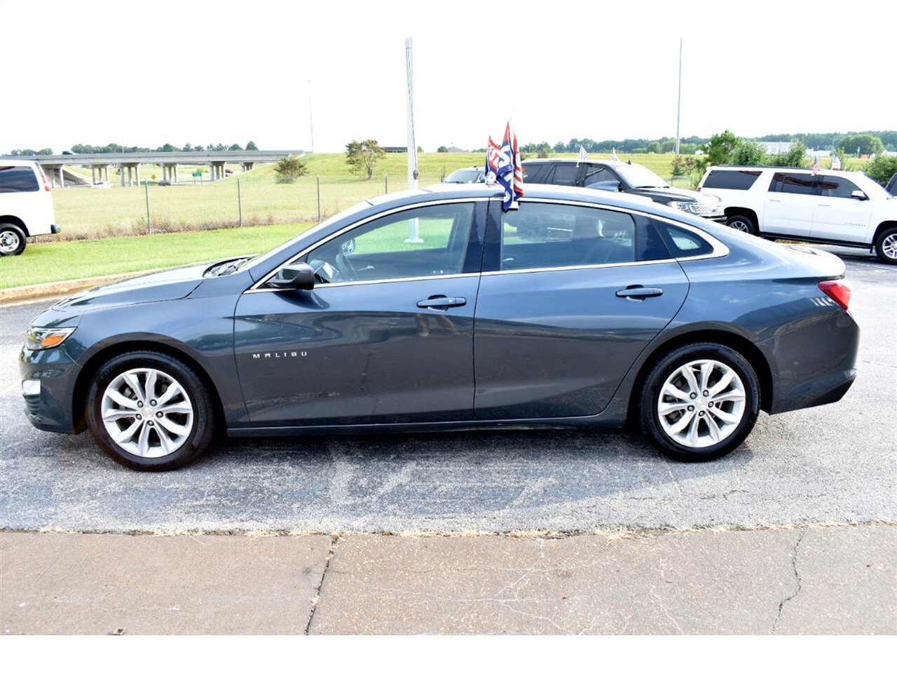 Chevrolet Malibu 4dr Sdn LT 2021