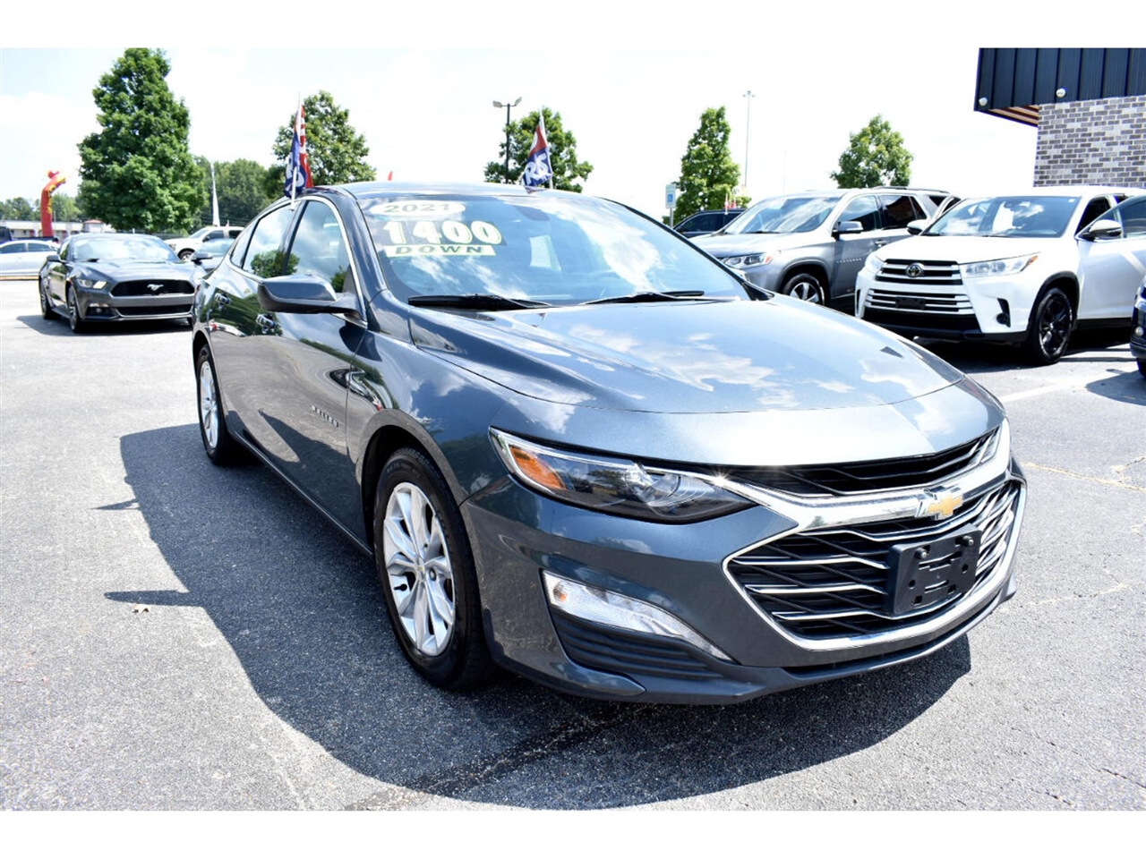 Chevrolet Malibu 4dr Sdn LT 2021