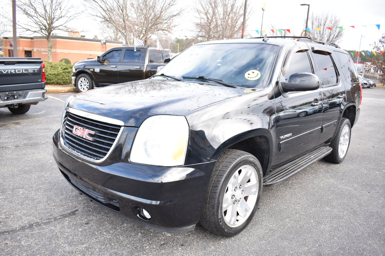 GMC Yukon 2WD 4dr SLE 2014