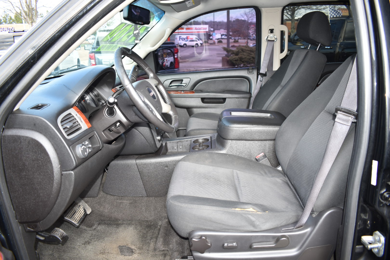 GMC Yukon 2WD 4dr SLE 2014