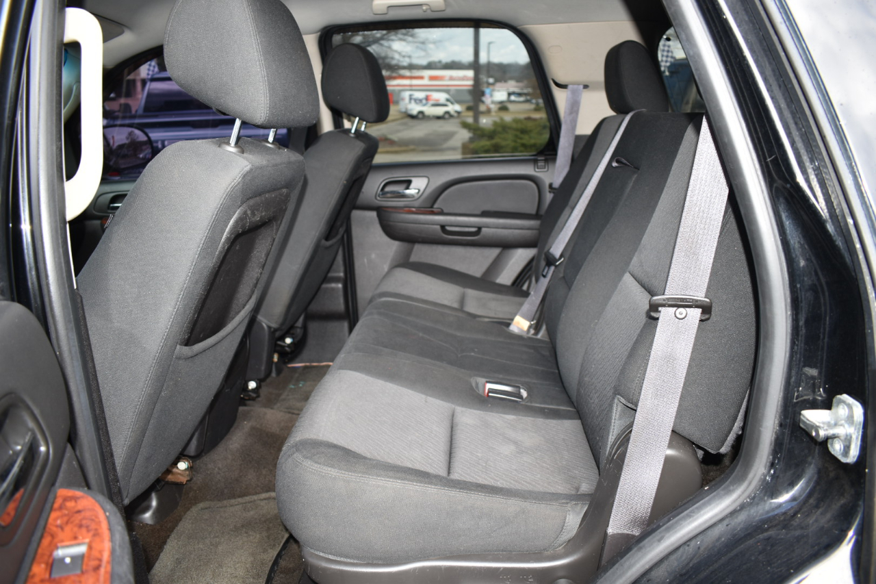 GMC Yukon 2WD 4dr SLE 2014