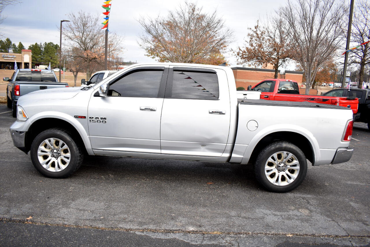 RAM 1500 Laramie 4x4 Crew Cab 5'7" Box 2017