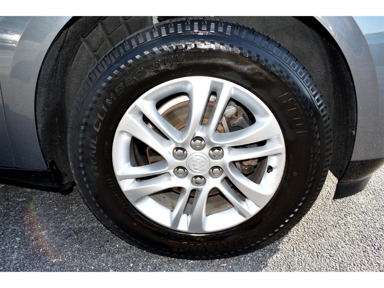 Buick Enclave FWD 4dr Essence 2019