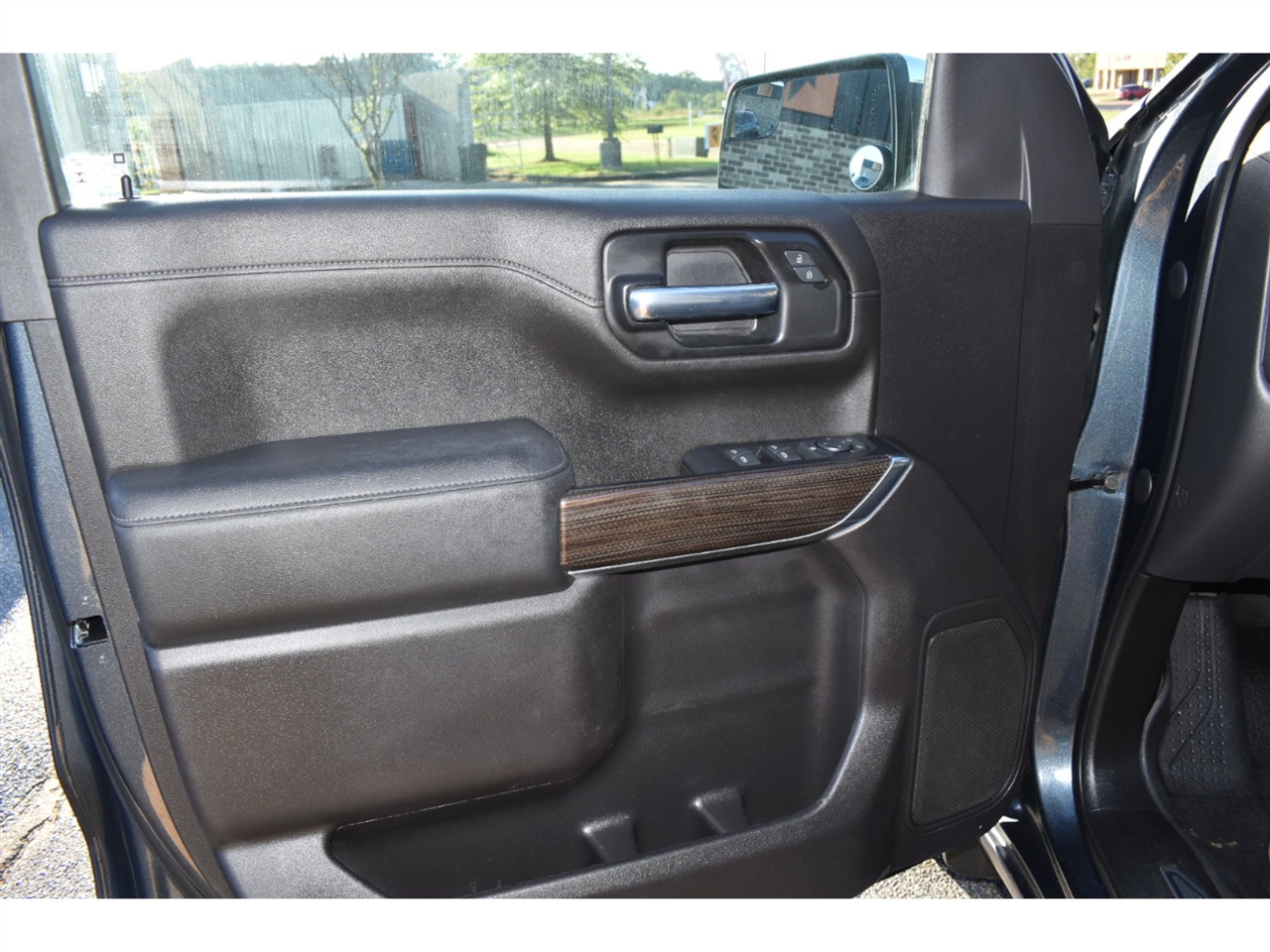 Chevrolet Silverado 1500 4WD Crew Cab 147" LT 2020