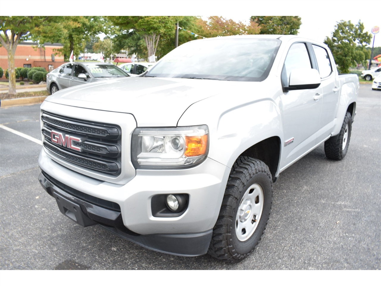 GMC Canyon 4WD Crew Cab 128.3" All Terrain w/Cloth 2018