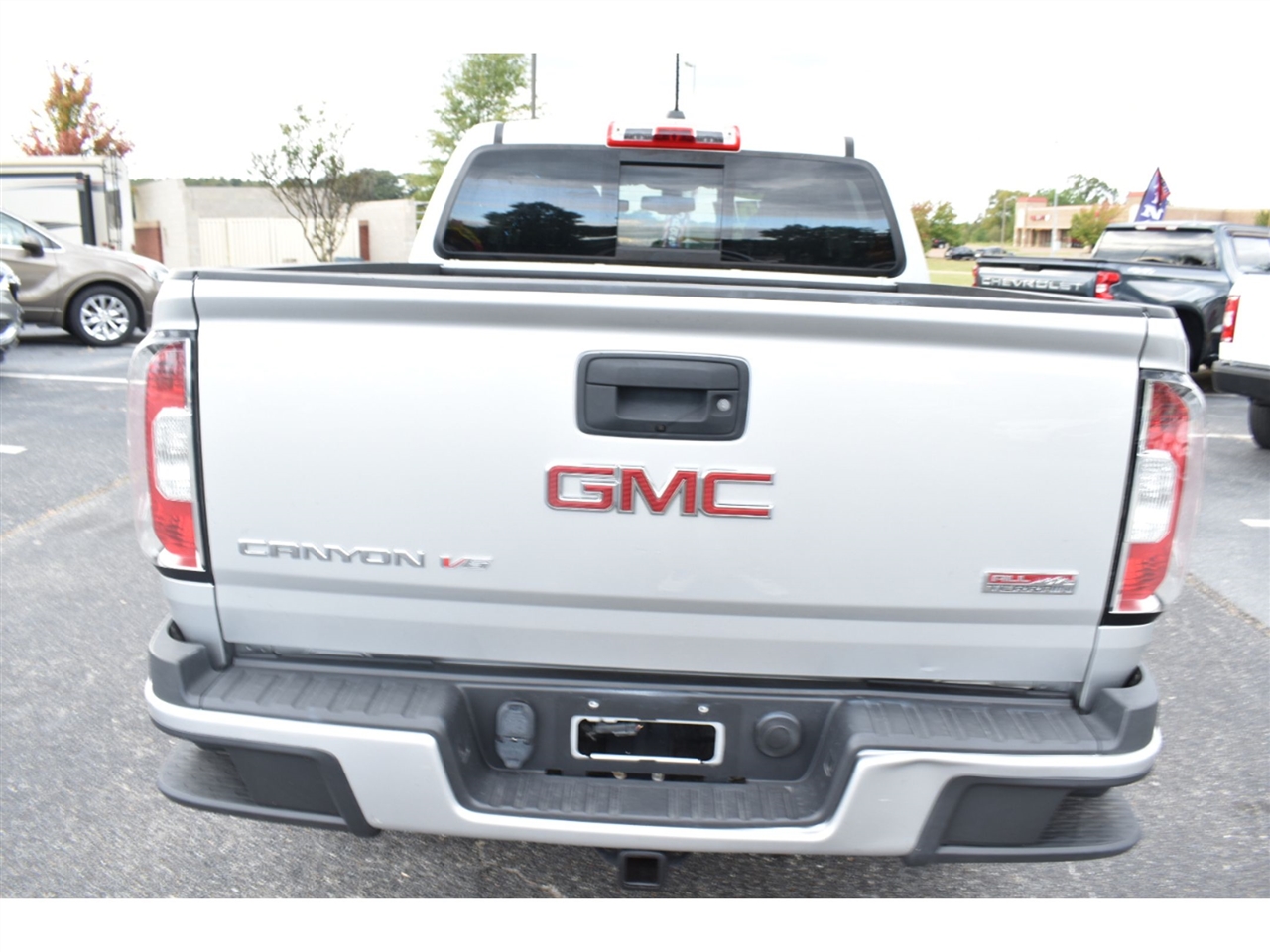GMC Canyon 4WD Crew Cab 128.3" All Terrain w/Cloth 2018