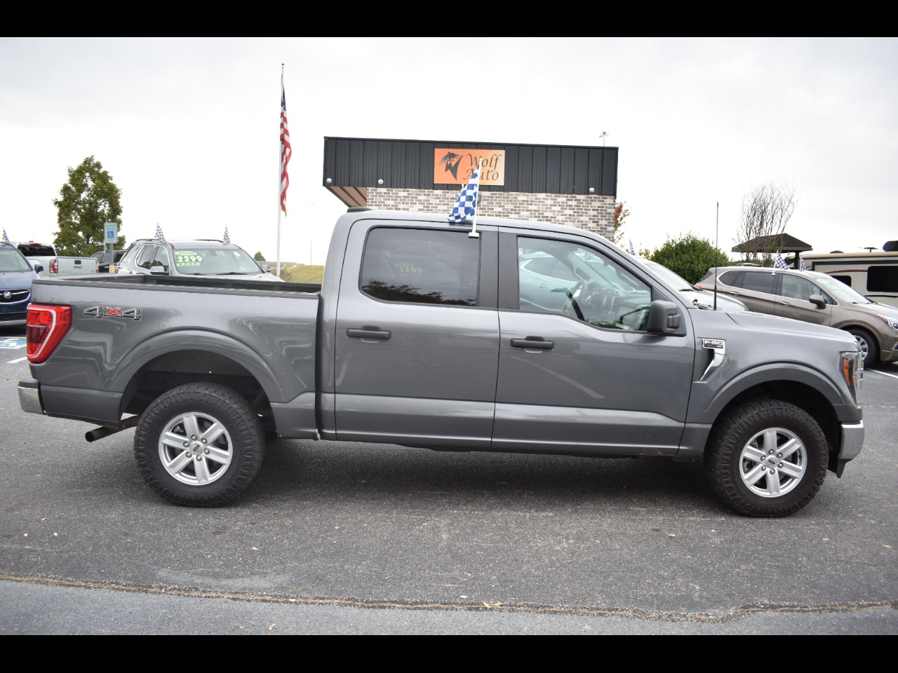 Ford F-150 XLT 4WD SuperCrew 5.5' Box 2023 Ford F-150 XLT 4WD SuperCrew 5.5' Box 2023