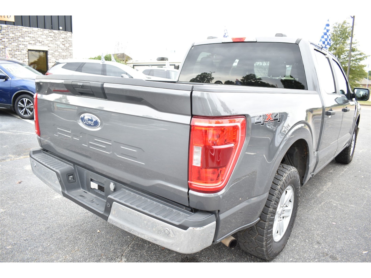Ford F-150 XLT 4WD SuperCrew 5.5' Box 2023