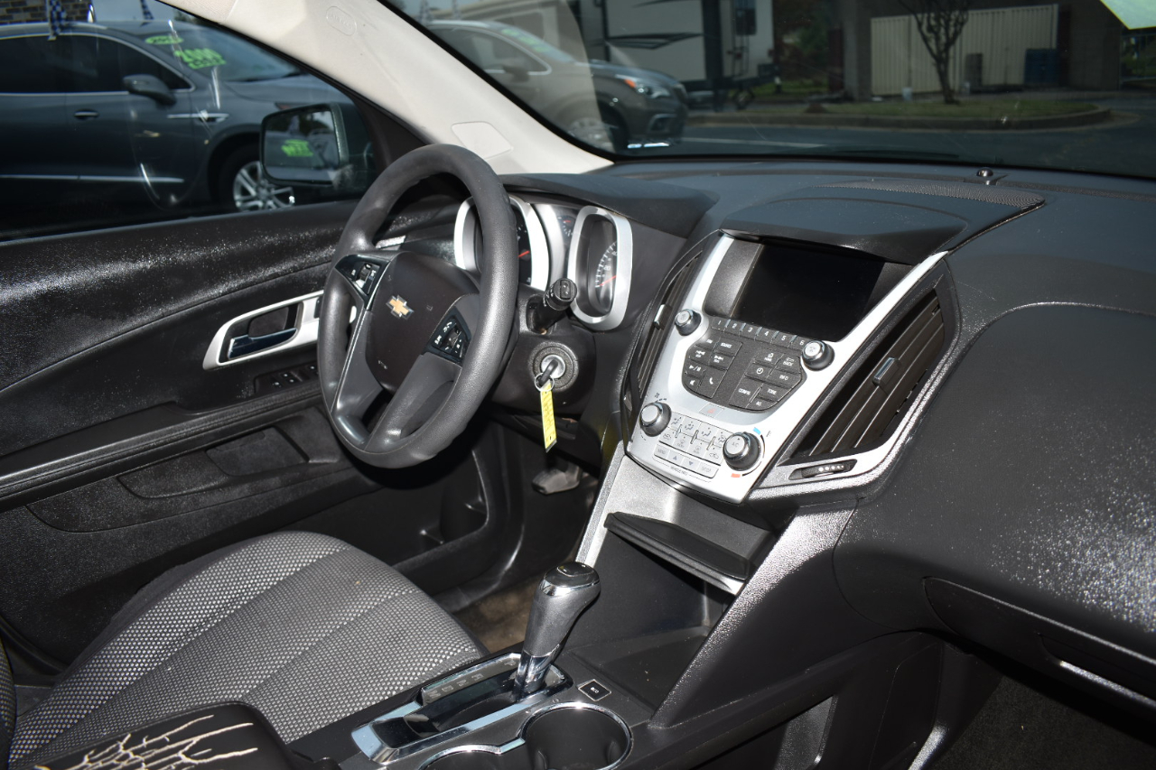 Chevrolet Equinox FWD 4dr LS 2017 Chevrolet Equinox FWD 4dr LS 2017