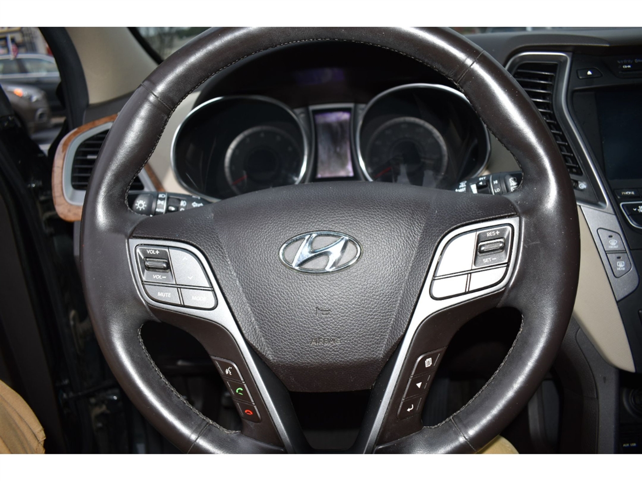 Hyundai Santa Fe FWD 4dr 2.0T Sport 2013