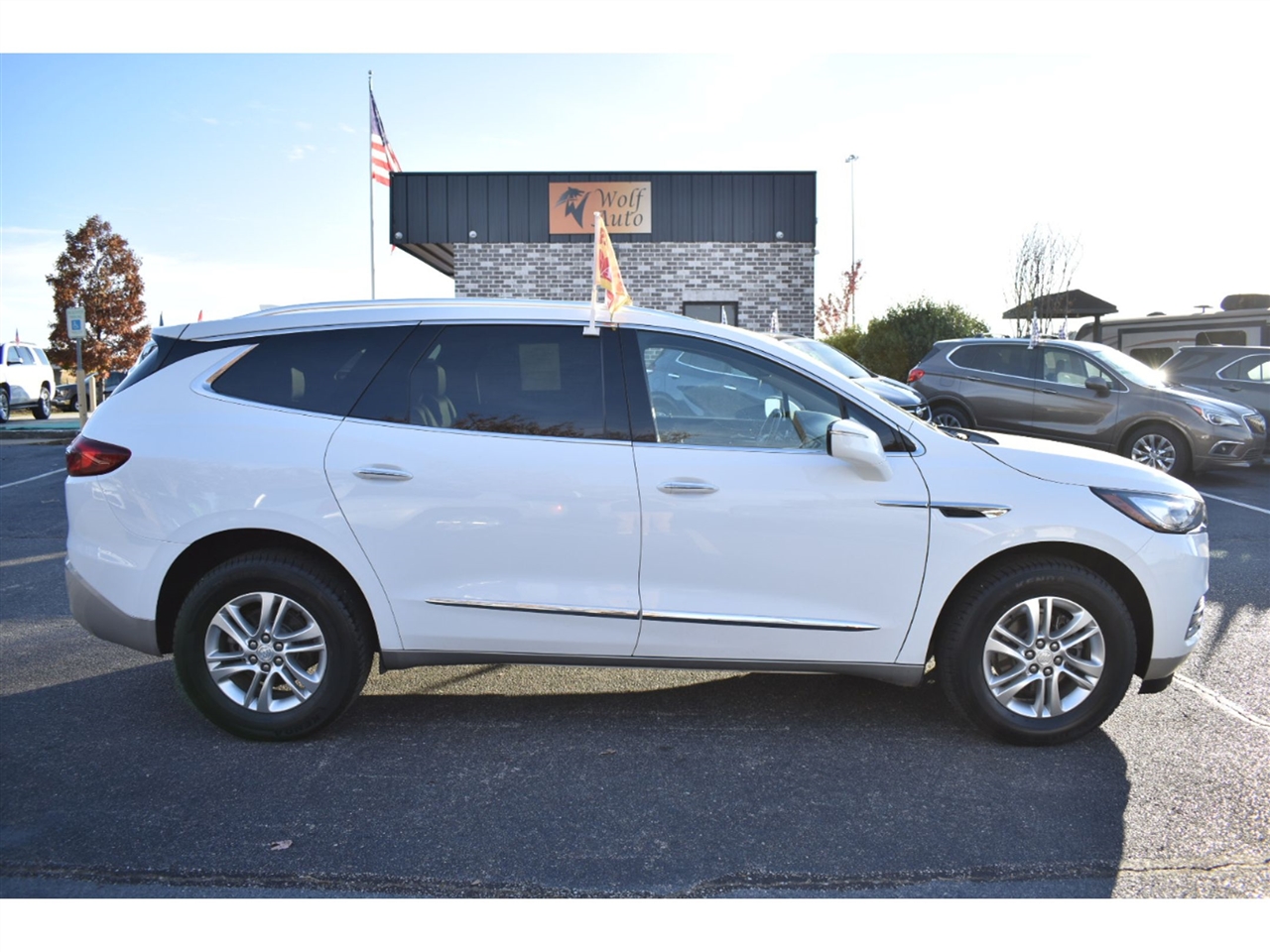 Buick Enclave AWD 4dr Essence 2021