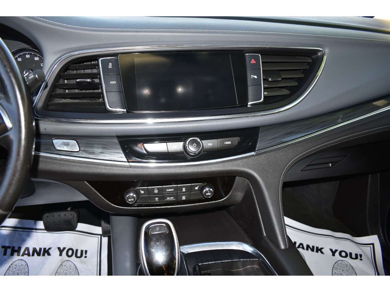 Buick Enclave AWD 4dr Essence 2021