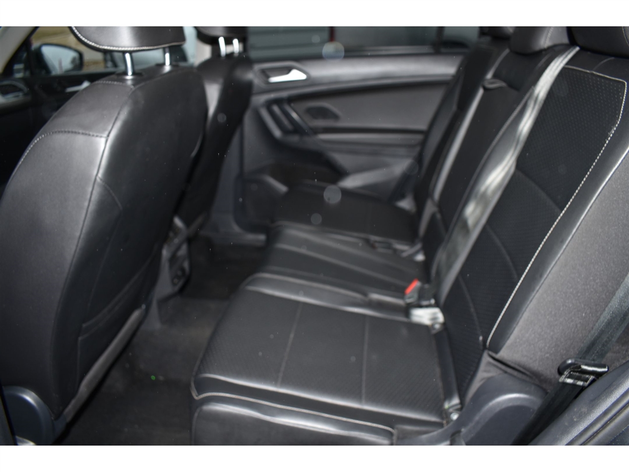 Volkswagen Tiguan 2.0T SE R-Line Black FWD 2021