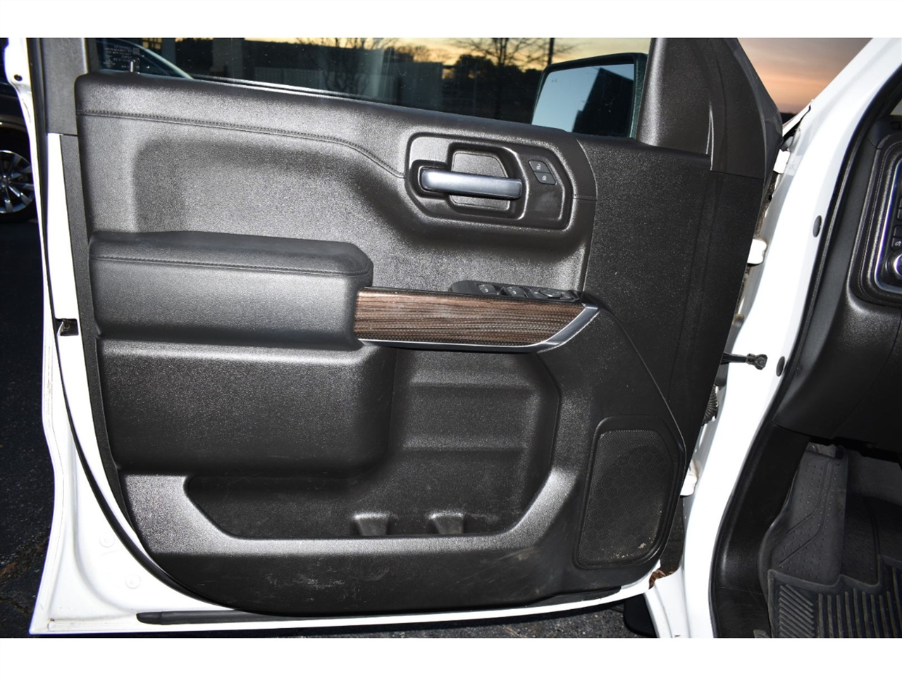 Chevrolet Silverado 1500 4WD Double Cab 147" LT 2019