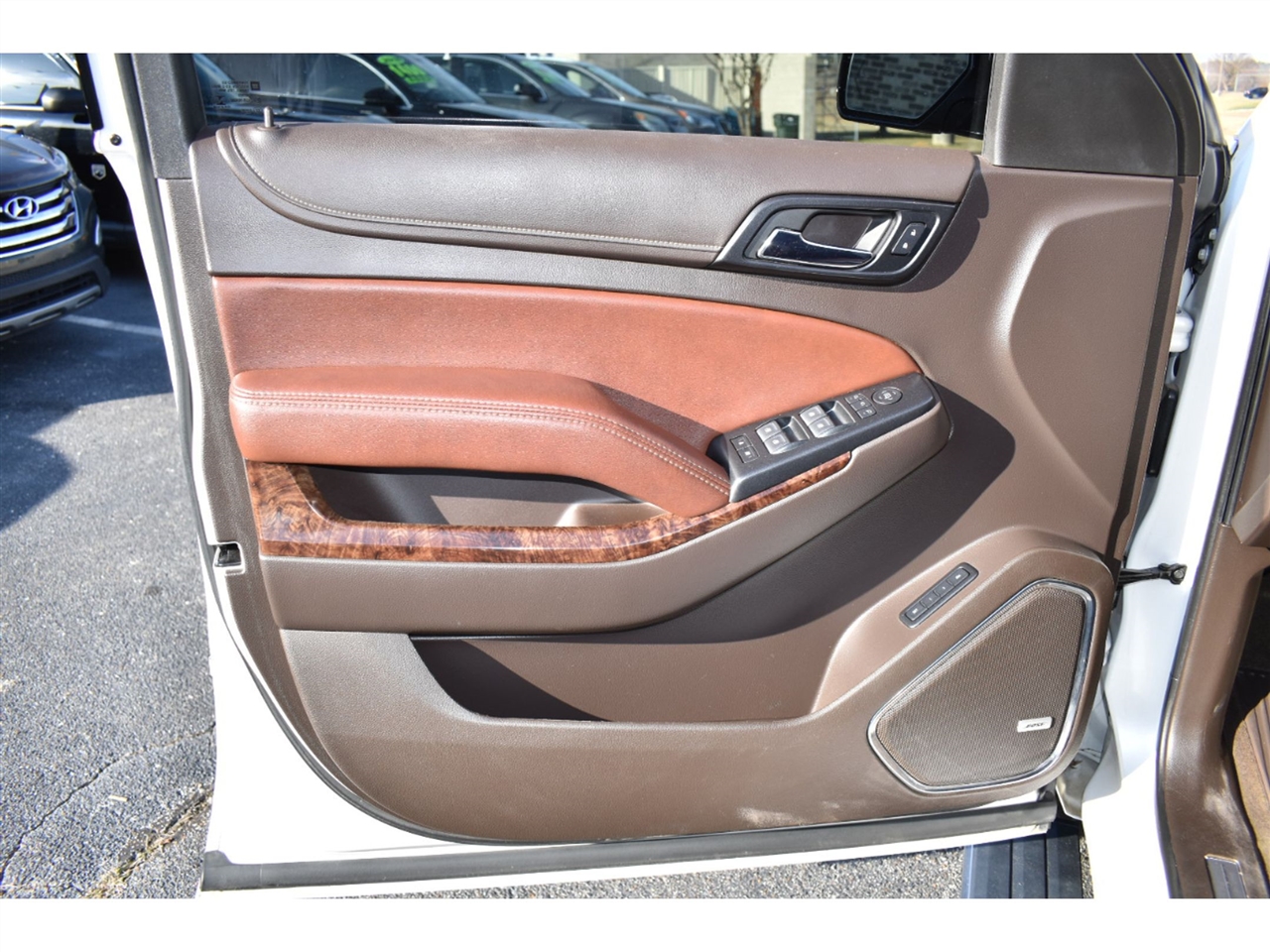 Chevrolet Tahoe 4WD 4dr Premier 2019