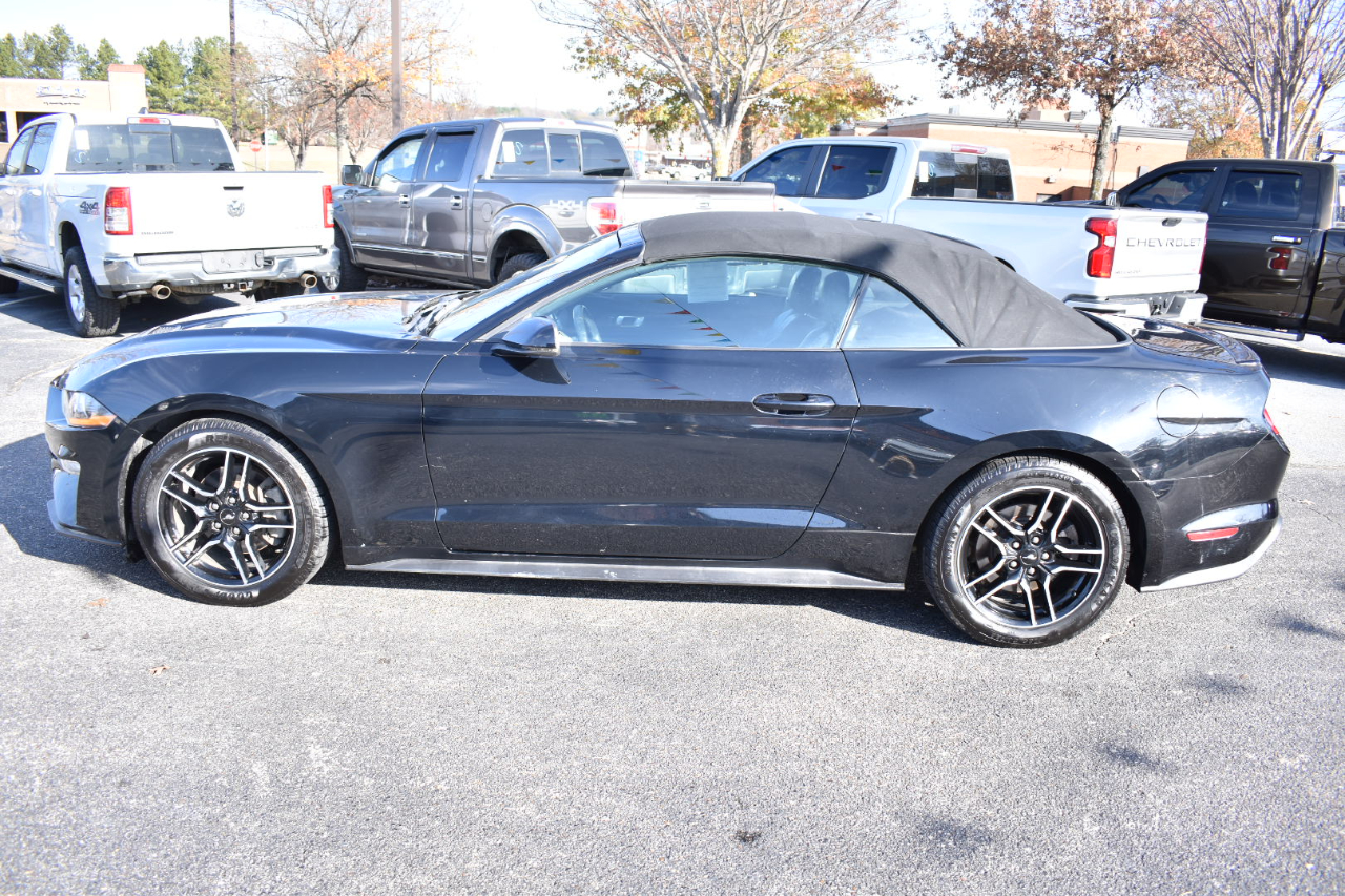 Ford Mustang EcoBoost Convertible 2020