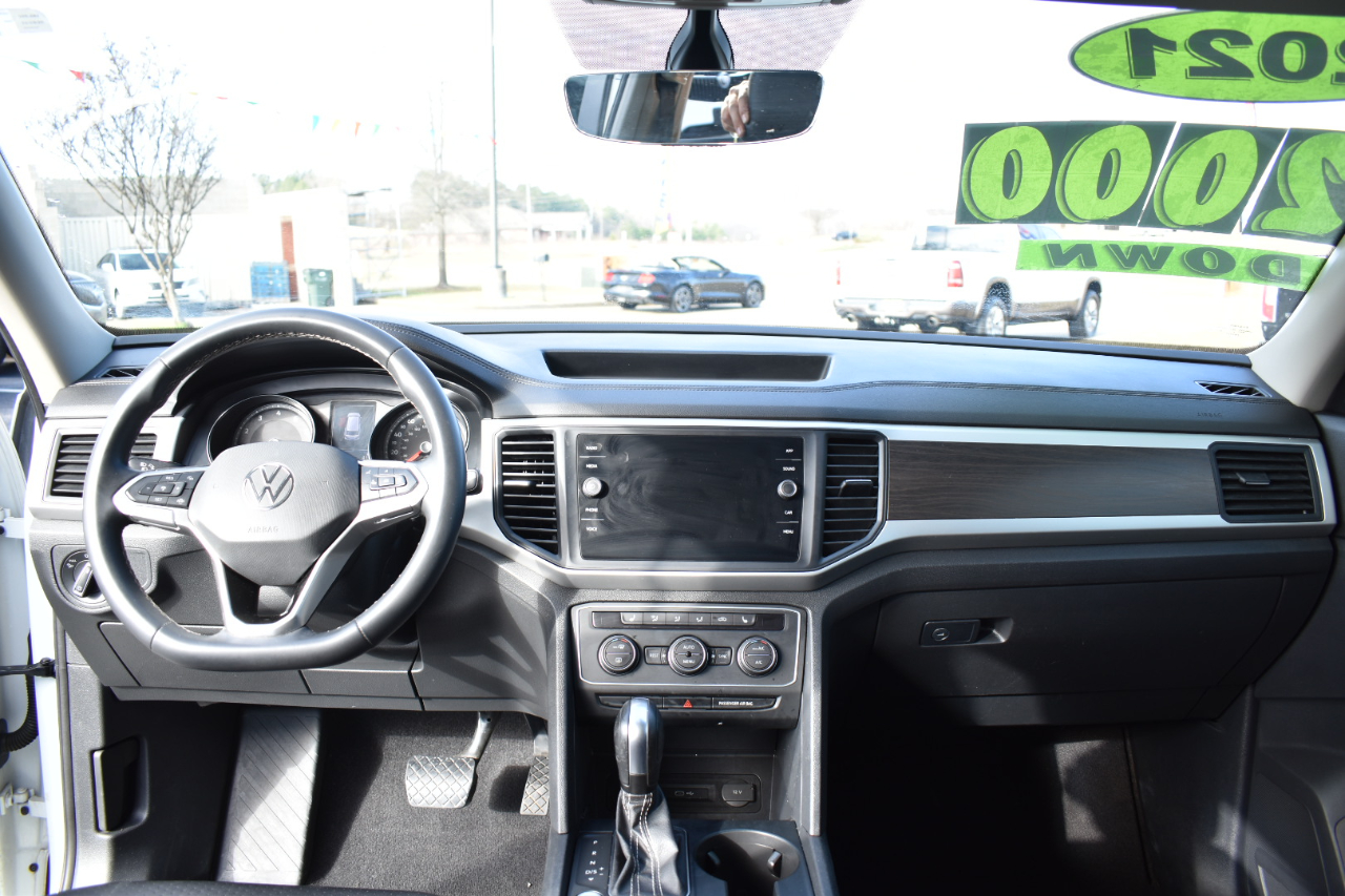 Volkswagen Atlas 2021.5 3.6L V6 SE w/Technology FWD 2021