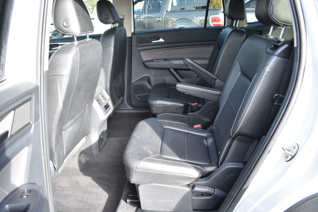 Volkswagen Atlas 2021.5 3.6L V6 SE w/Technology FWD 2021