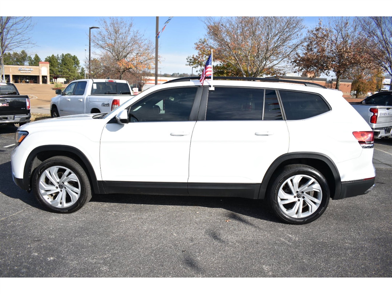 Volkswagen Atlas 2021.5 3.6L V6 SE w/Technology FWD 2021