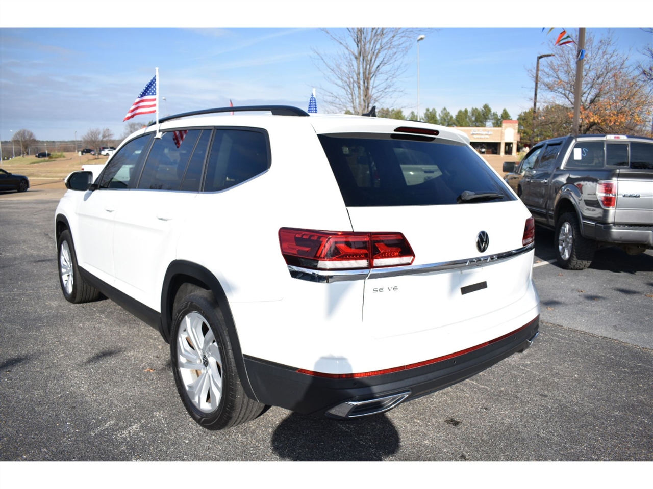 Volkswagen Atlas 2021.5 3.6L V6 SE w/Technology FWD 2021