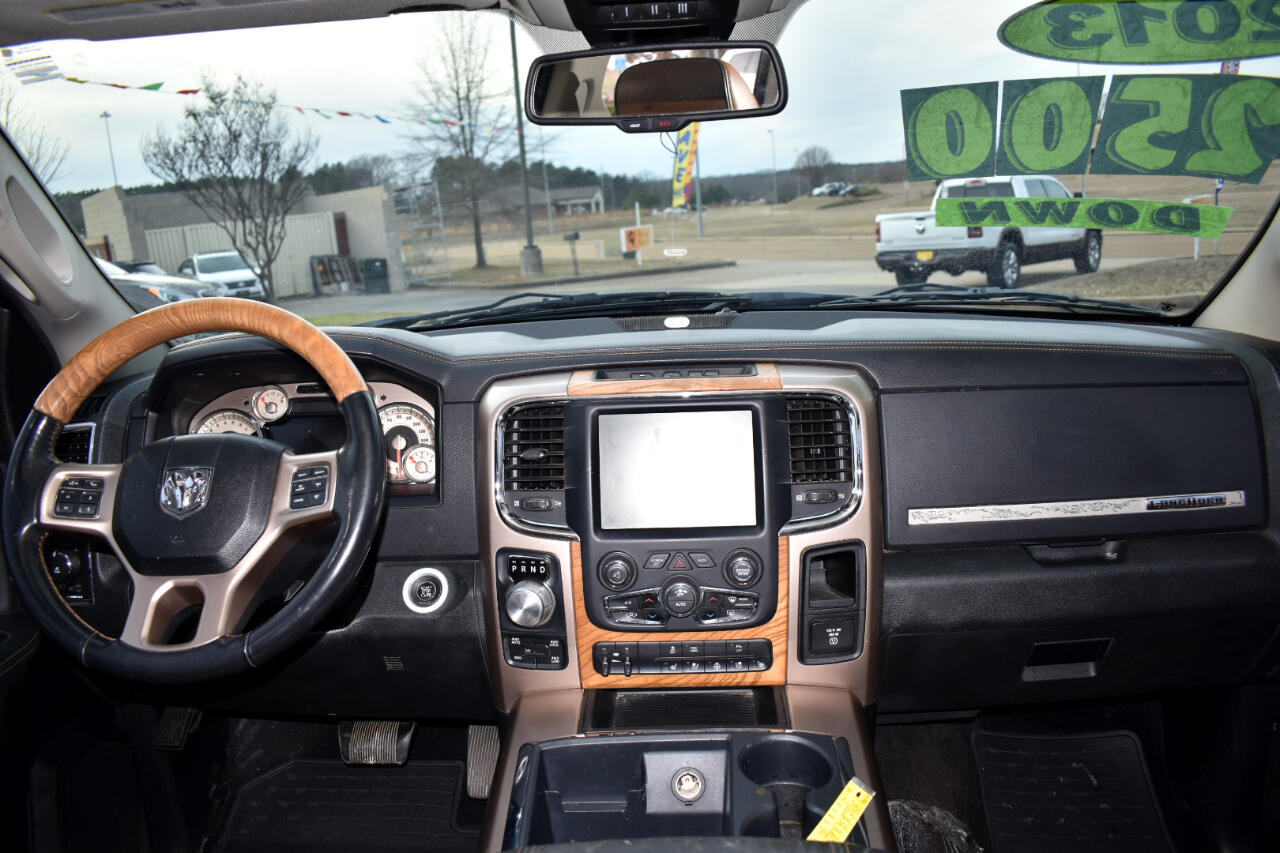 RAM 1500 4WD Crew Cab 140.5" Laramie Longhorn Edition 2013