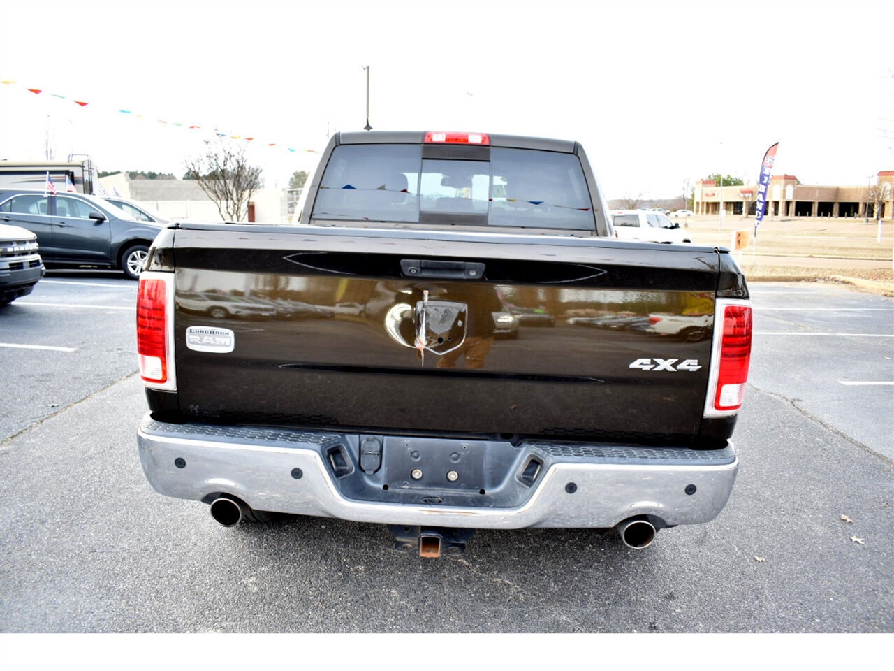 RAM 1500 4WD Crew Cab 140.5" Laramie Longhorn Edition 2013