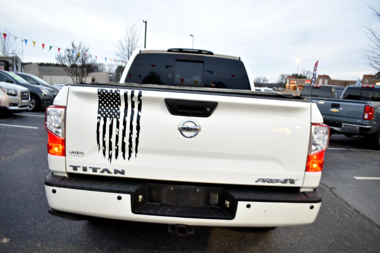 Nissan Titan 4x4 Crew Cab PRO-4X 2019