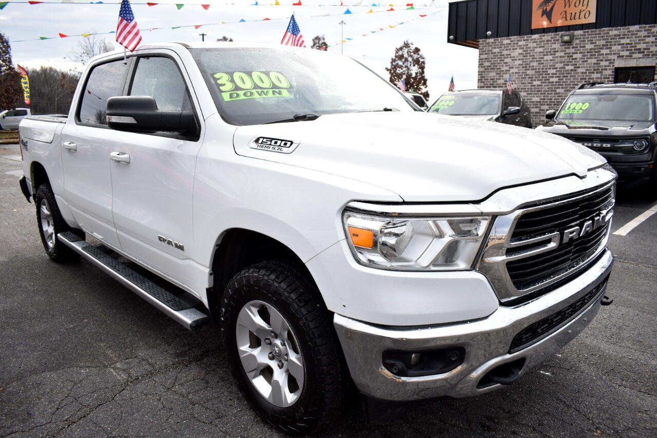 RAM 1500 Big Horn 4x4 Crew Cab 5'7" Box 2021