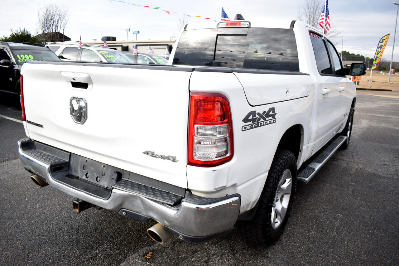 RAM 1500 Big Horn 4x4 Crew Cab 5'7" Box 2021